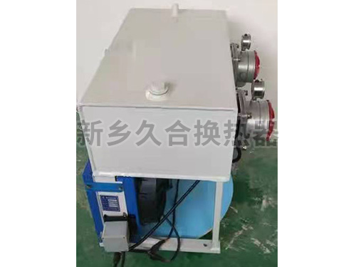 青儲(chǔ)機(jī)用液壓油冷卻器